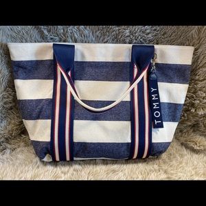 Tommy Hilfiger Tote